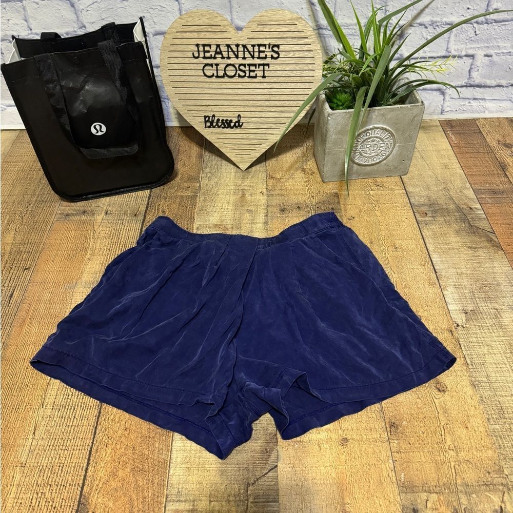 Lululemon &Go Keepsake Short Hero Blue